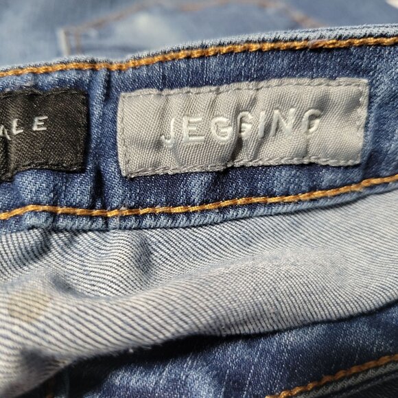 Aeropostale Jegging Jeans Womens Size 4 Short Low Rise Medium Wash Denim Pants - Picture 5 of 6